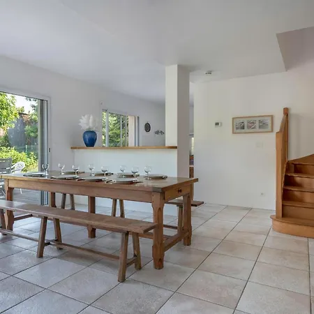 Tatil Evi 600m De La - Maison Pour 8 - Jardin *